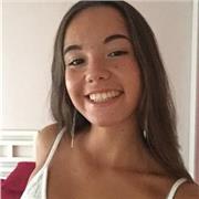 Chica de 18 años con el título de enseñanzas profesión en música ofrece clases de solfeo